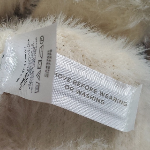 Luxurious Poncho Ann Taylor sweater size medium black brown chevron colorblok - Picture 9 of 10